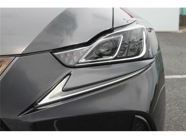 LEXUS IS300