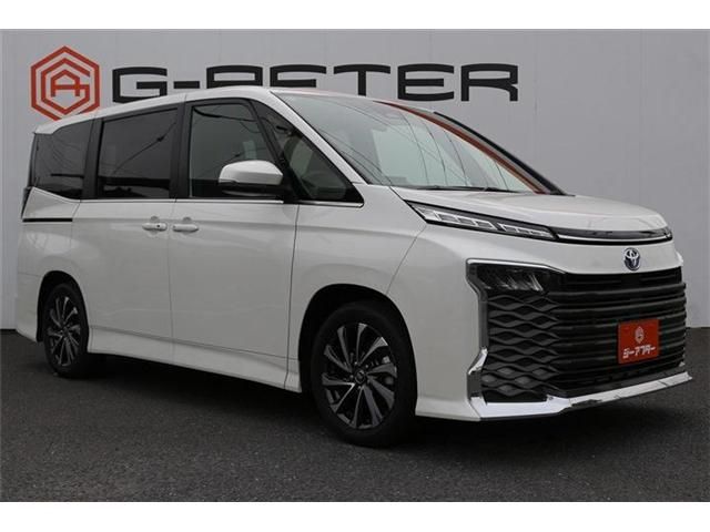 VOXY HYBRID