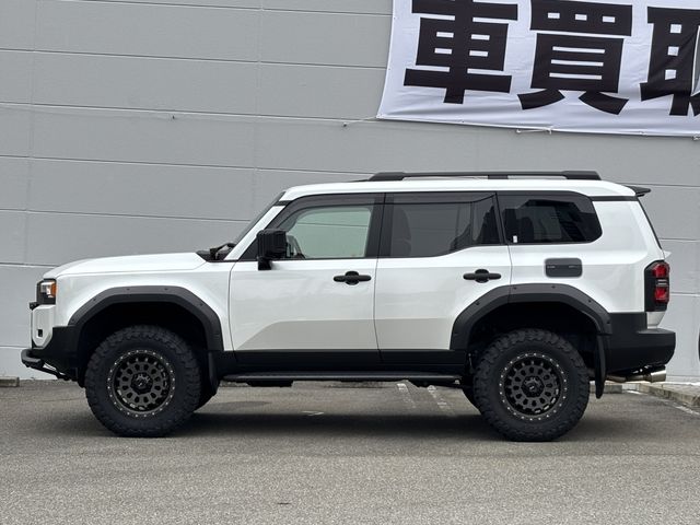 LANDCRUISER 250