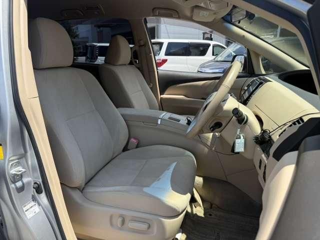 ESTIMA HYBRID 4WD