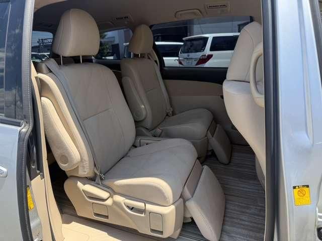 ESTIMA HYBRID 4WD