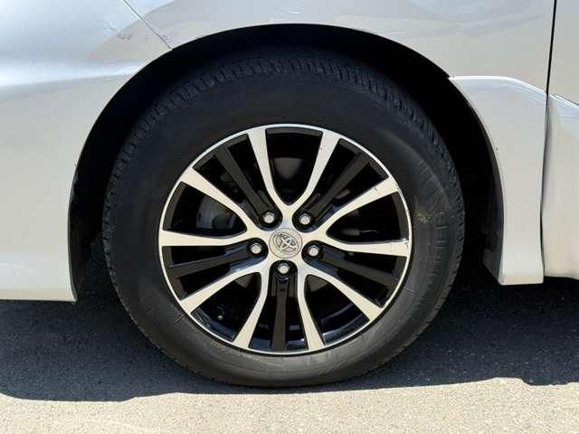 ESTIMA HYBRID 4WD