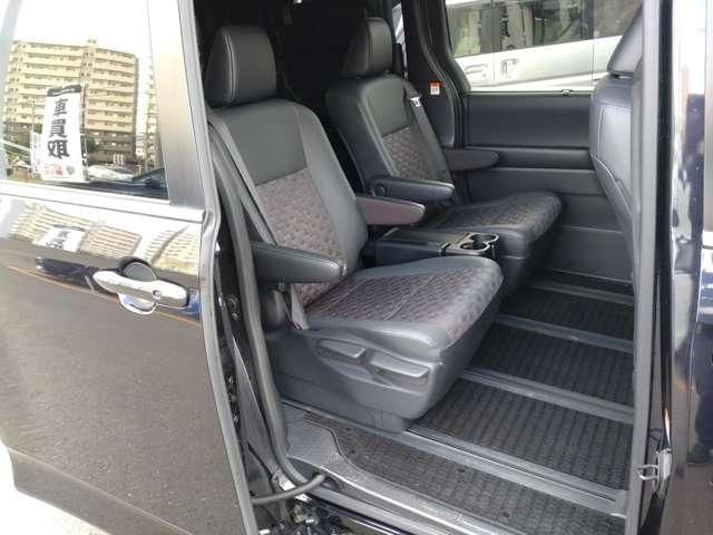 VOXY 4WD