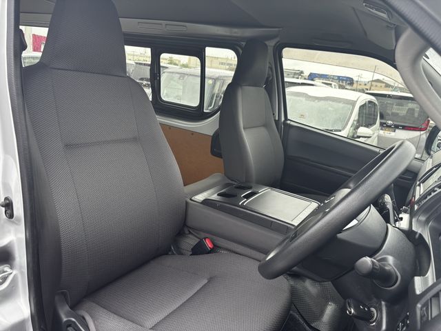 HIACE van 1.25t 2WD