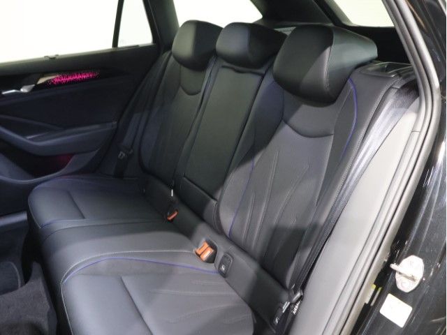 VOLKSWAGEN PASSAT wagon  4WD