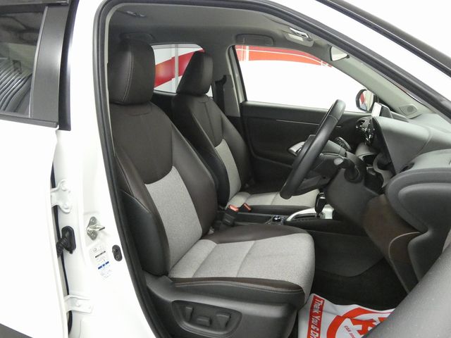 YARIS CROSS HYBRID
