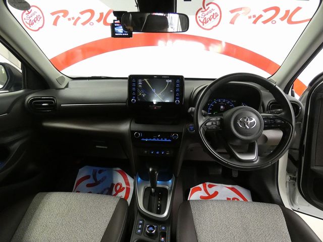 YARIS CROSS HYBRID