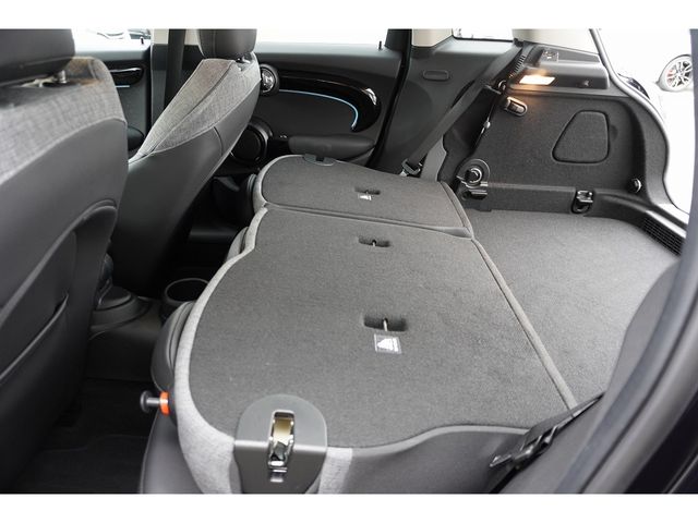 MINI COOPER D 5DOOR