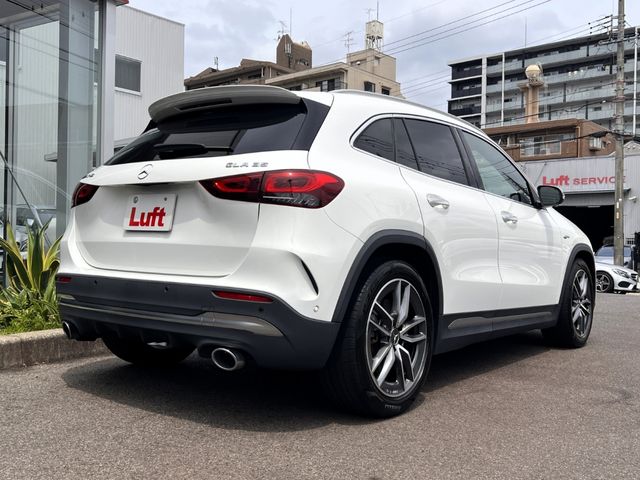 MERCEDES AMG GLA class