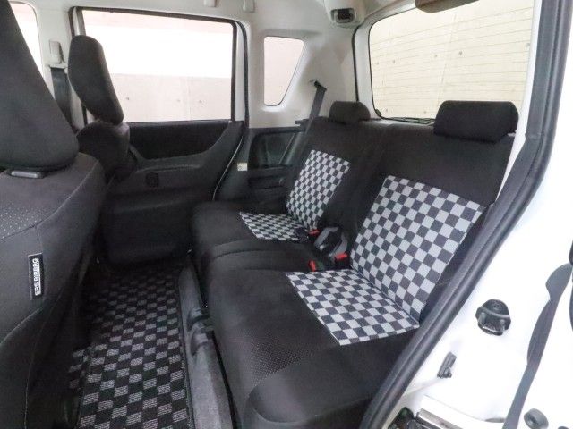 DELICA D:2 2WD