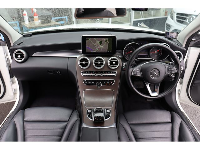 MERCEDES BENZ C class sedan