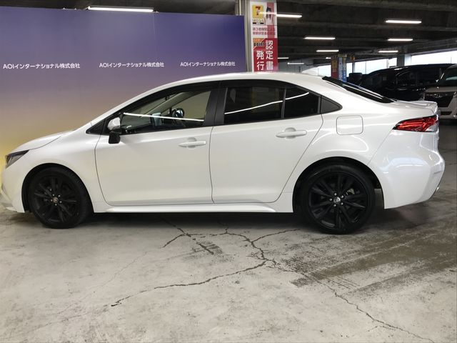 COROLLA sedan HYBRID 4WD