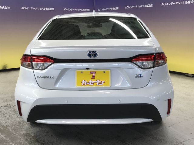 COROLLA sedan HYBRID 4WD