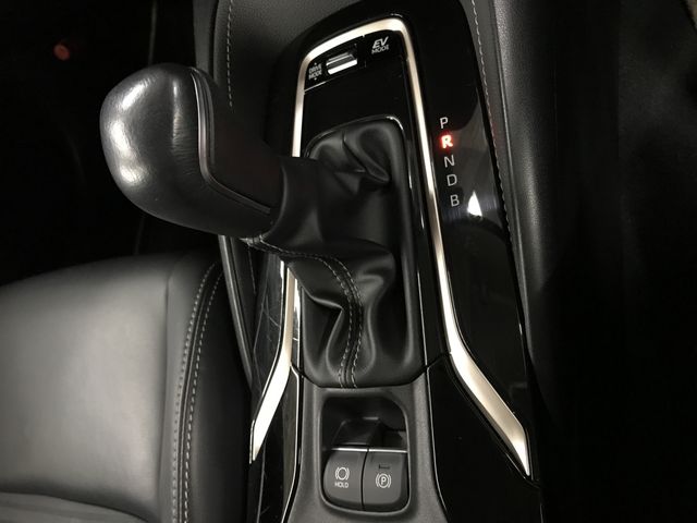 COROLLA sedan HYBRID 4WD