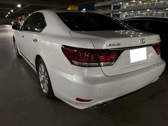 LEXUS LS460
