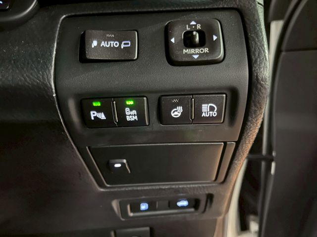 LEXUS LS460