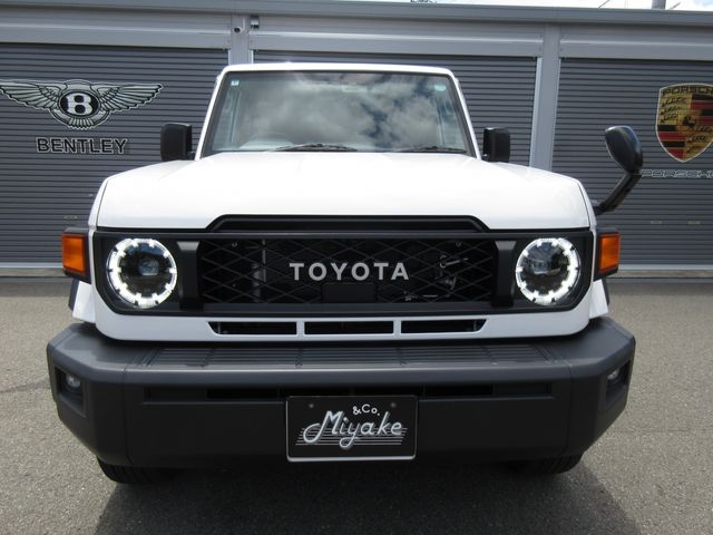 LANDCRUISER 70