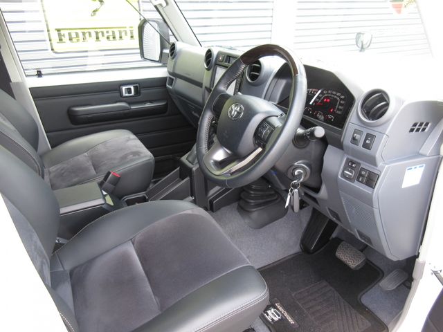 LANDCRUISER 70
