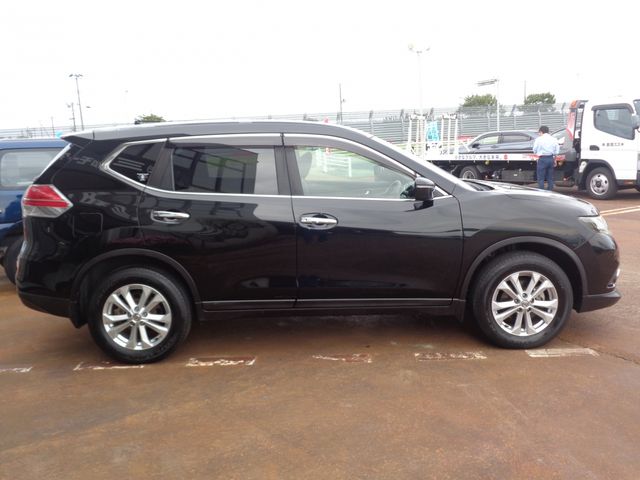 X-TRAIL 4WD