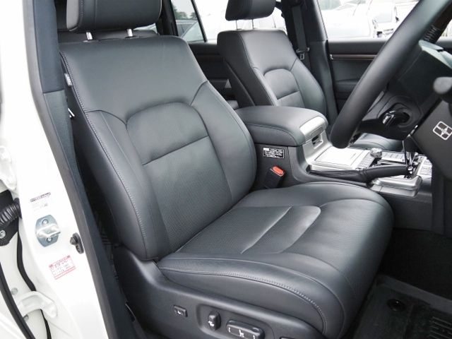 LANDCRUISER wagon