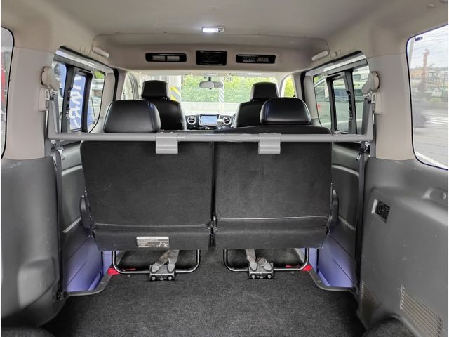 NV350 CARAVAN