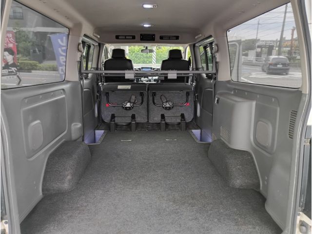 NV350 CARAVAN