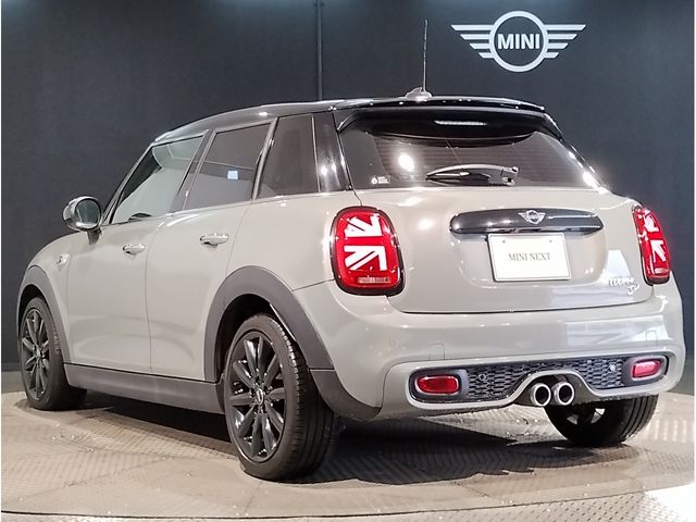 MINI COOPER SD 5DOOR