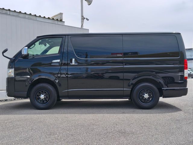 HIACE van 4WD