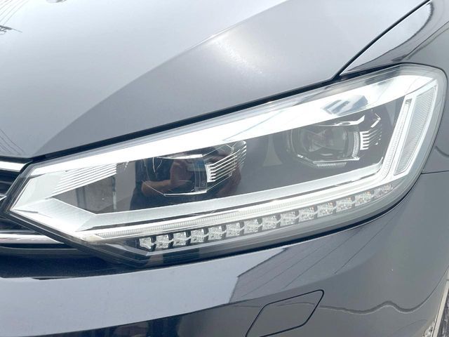 VOLKSWAGEN GOLF TOURAN