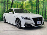 CROWN sedan hybrid
