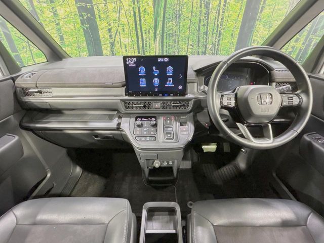 STEPWAGON e:HEV SPADA