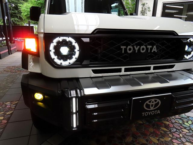 LANDCRUISER 70