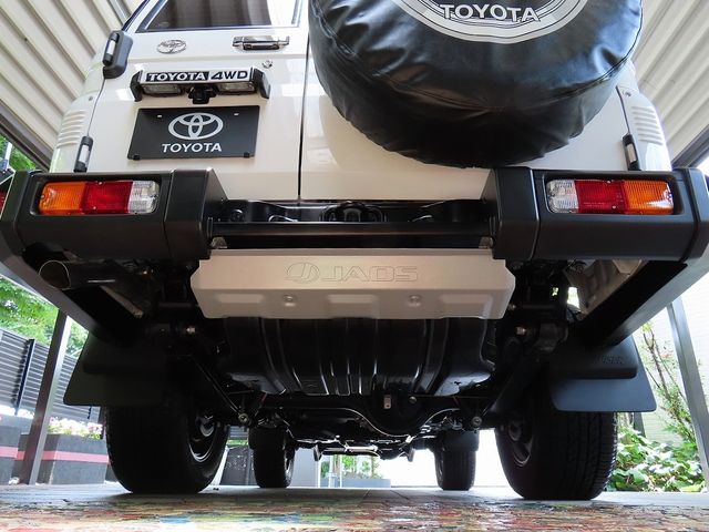LANDCRUISER 70