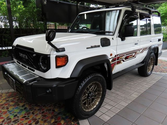 LANDCRUISER 70