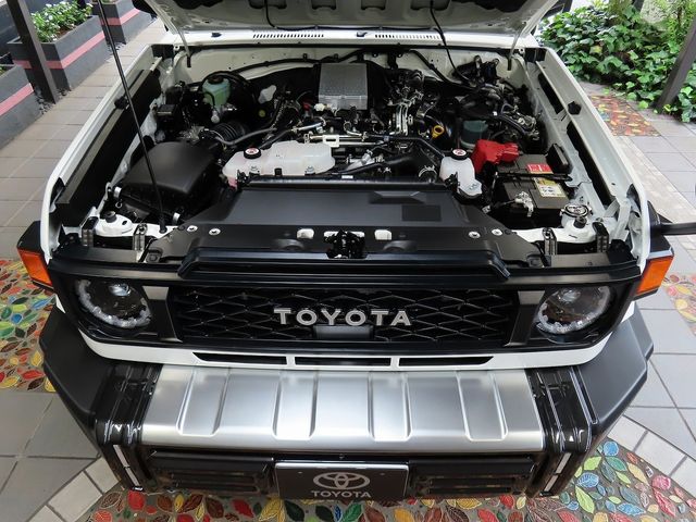 LANDCRUISER 70