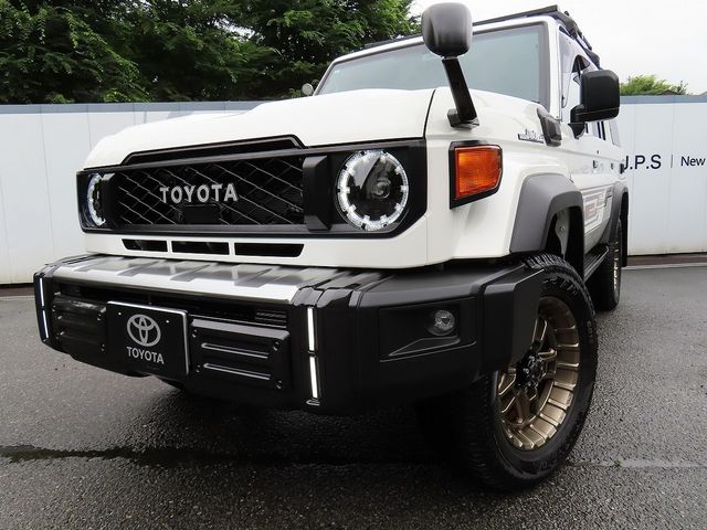 LANDCRUISER 70