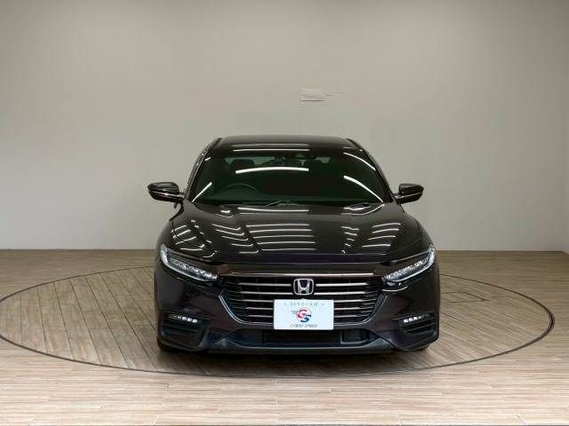INSIGHT sedan