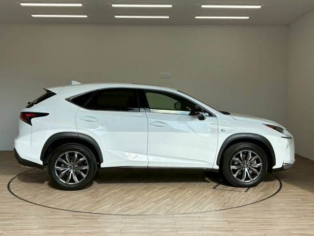 LEXUS NX200t
