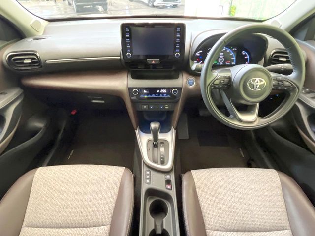 YARIS CROSS HYBRID