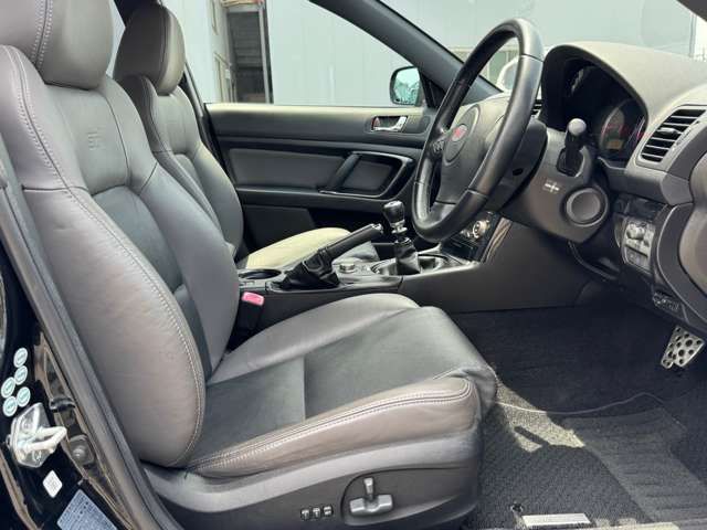 LEGACY B4