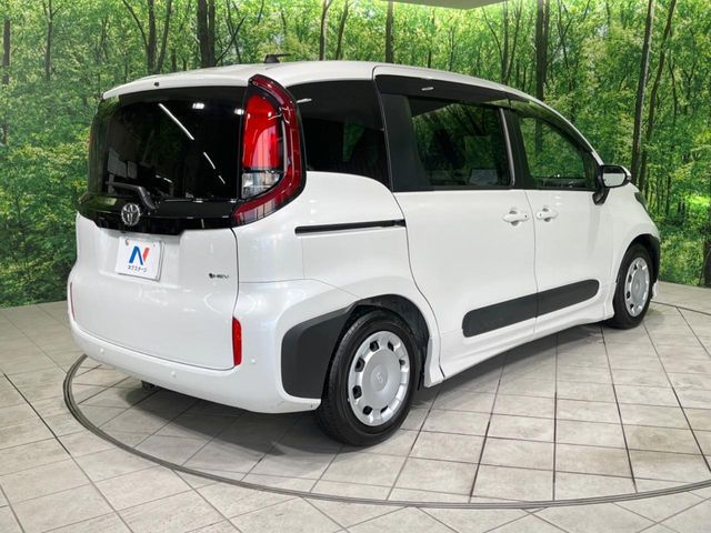 SIENTA HYBRID