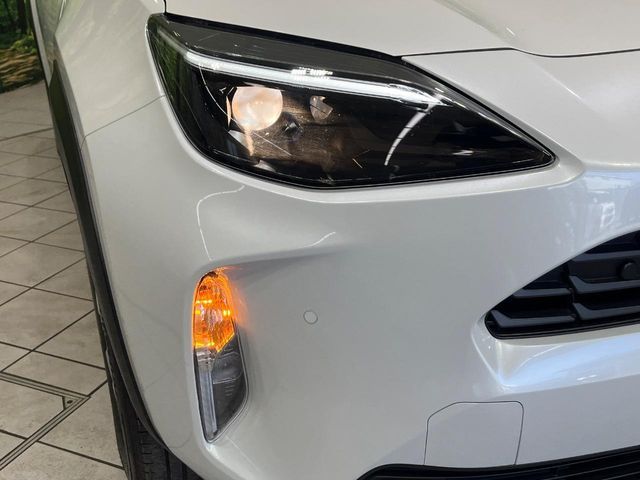 YARIS CROSS HYBRID