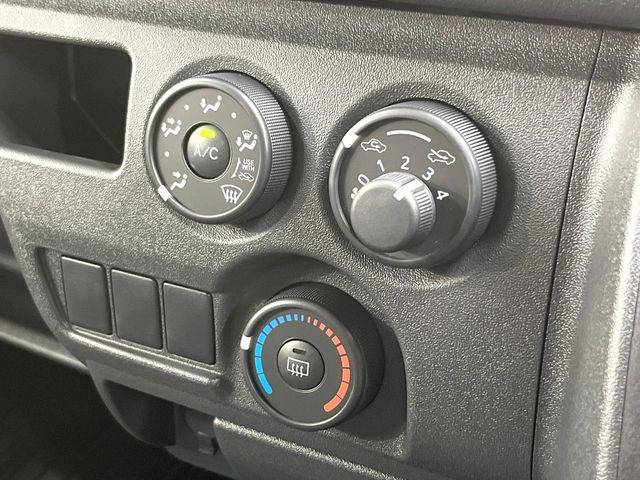 HIACE van 2WD