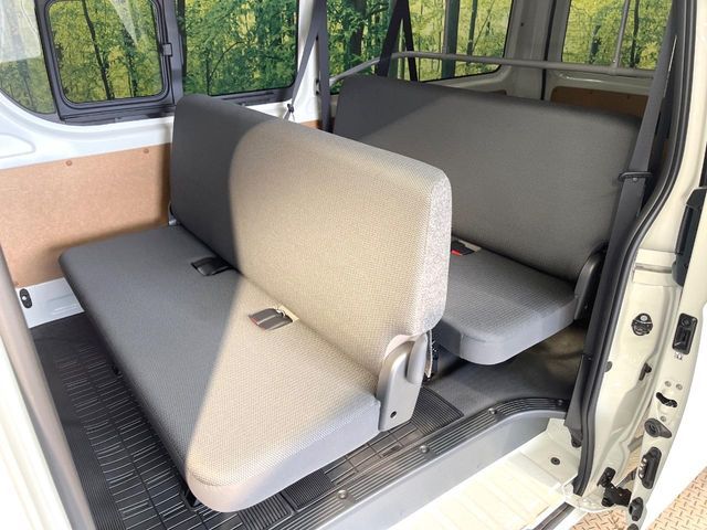 HIACE van 2WD