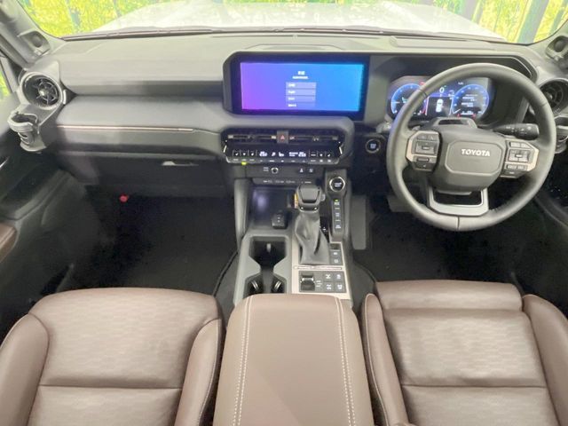 LANDCRUISER 250