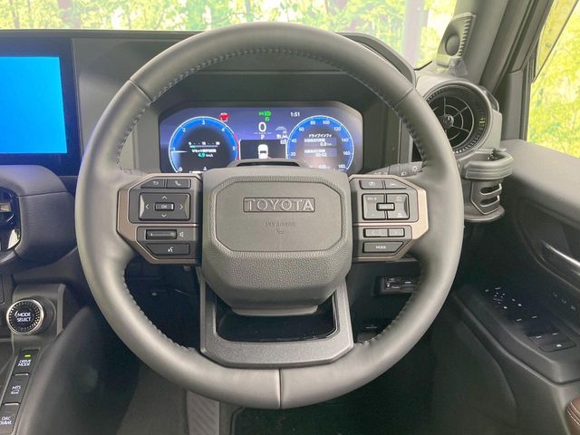 LANDCRUISER 250