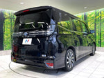 VOXY HYBRID