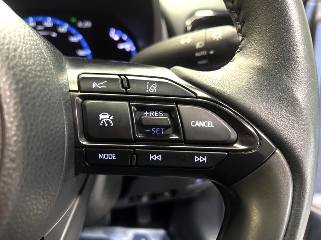 YARIS CROSS HYBRID