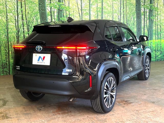 YARIS CROSS HYBRID