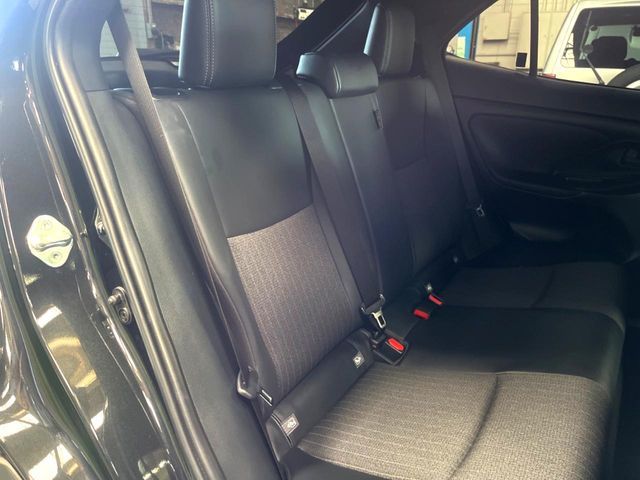 YARIS CROSS HYBRID